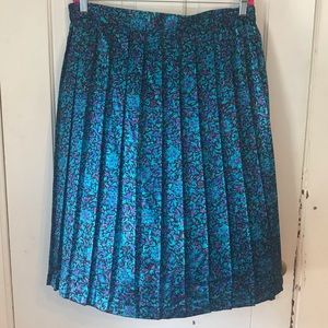 Jewel toned Vintage Koret pleated skirt, Size 16